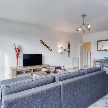 Chambrelent By Interhome * Lacanau